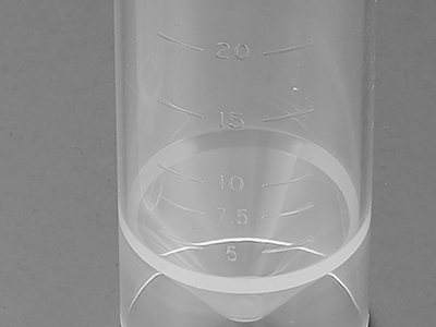 管體表面刻度清晰，方便觀察，準(zhǔn)確度±2%